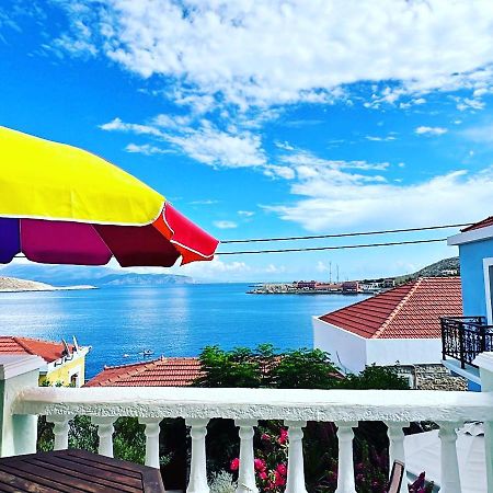 Roulas Apartments Chalki Town Dış mekan fotoğraf