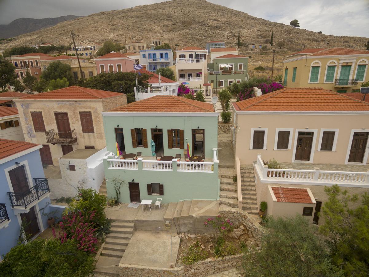 Roulas Apartments Chalki Town Dış mekan fotoğraf
